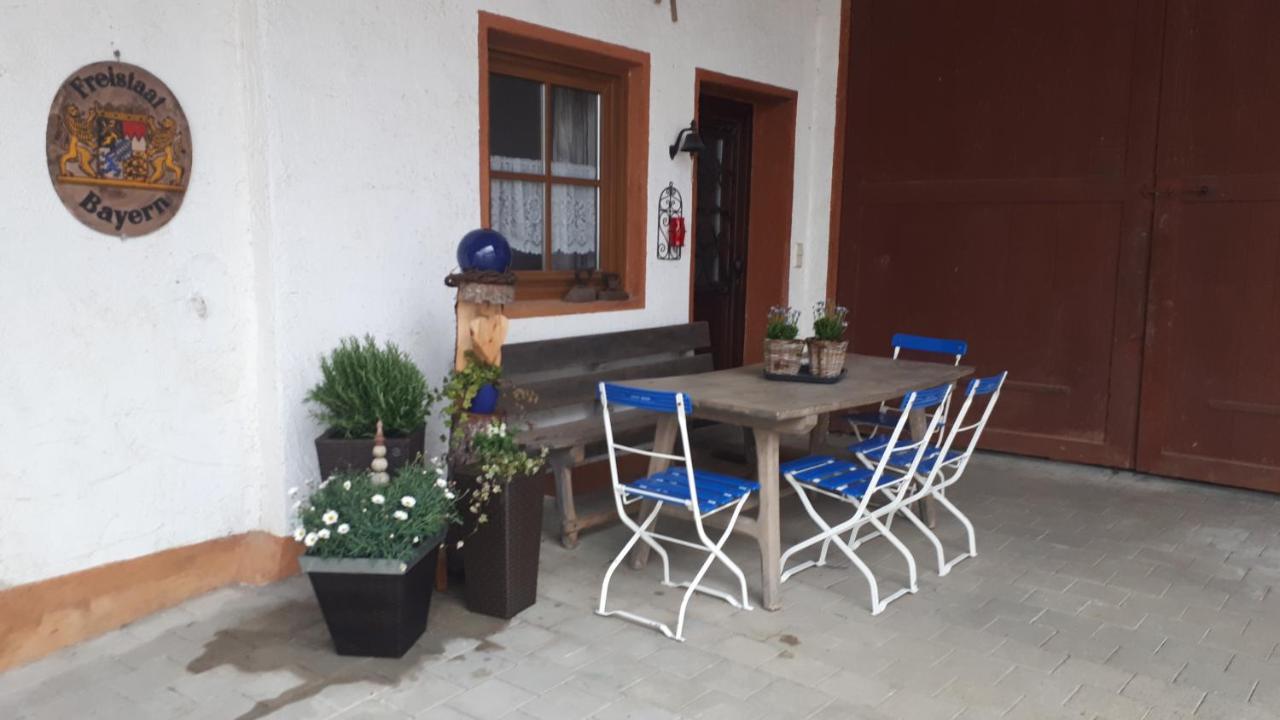 Siebler Uebernachtungen Am Bauernhof Apartment Wolnzach Bagian luar foto